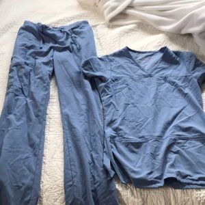 XS scrub set